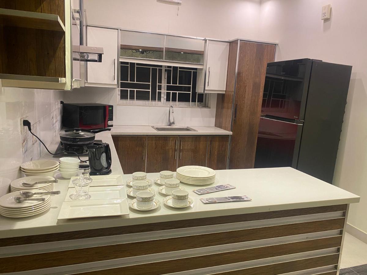 Luxury Guest House In Bahria Town راوالبيندي المظهر الخارجي الصورة