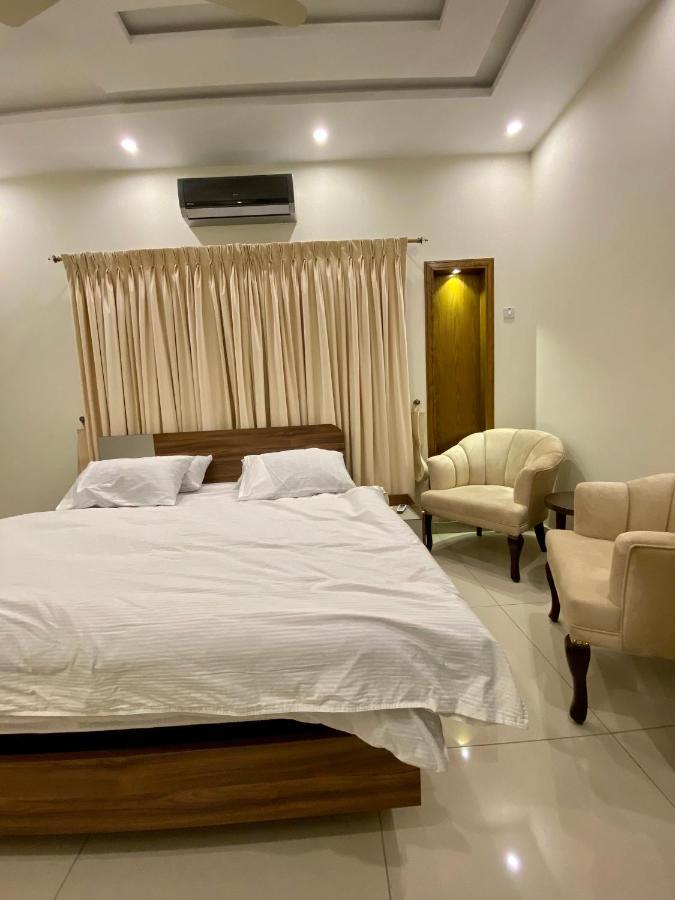 Luxury Guest House In Bahria Town راوالبيندي المظهر الخارجي الصورة